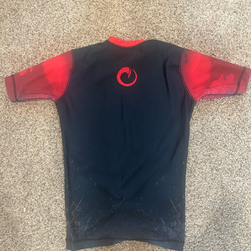 Origin Compression Fit Rash Guard - Picture 2 of 3